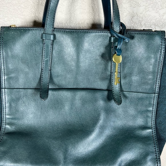 Rare‎ Teal/Aqua Fossil Bag - Picture 3 of 10